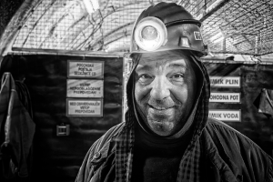 premogar aleksander kavčnik mate 50 pro